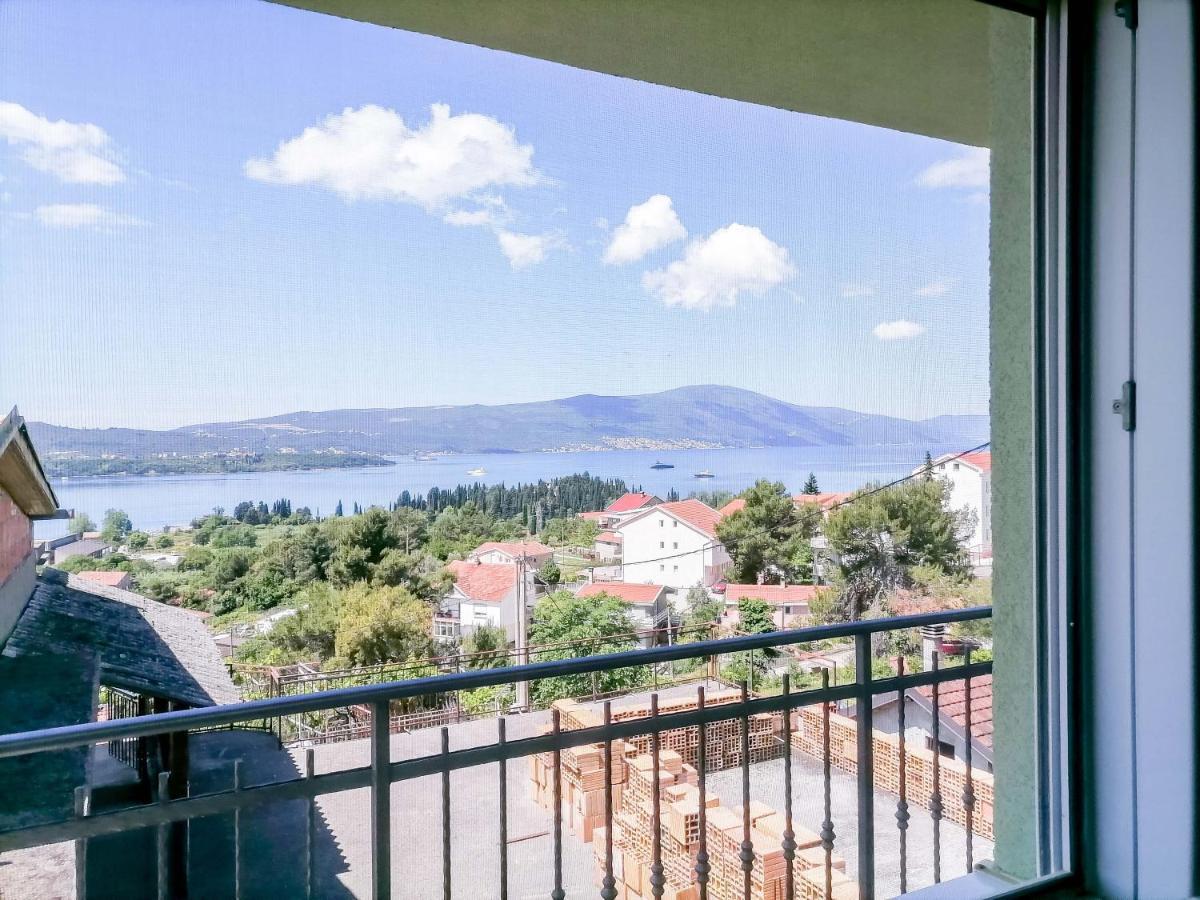 Apartments Siesta Tivat Zewnętrze zdjęcie