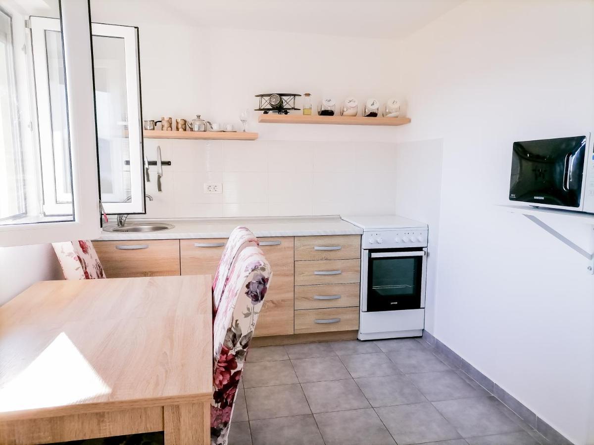 Apartments Siesta Tivat Zewnętrze zdjęcie