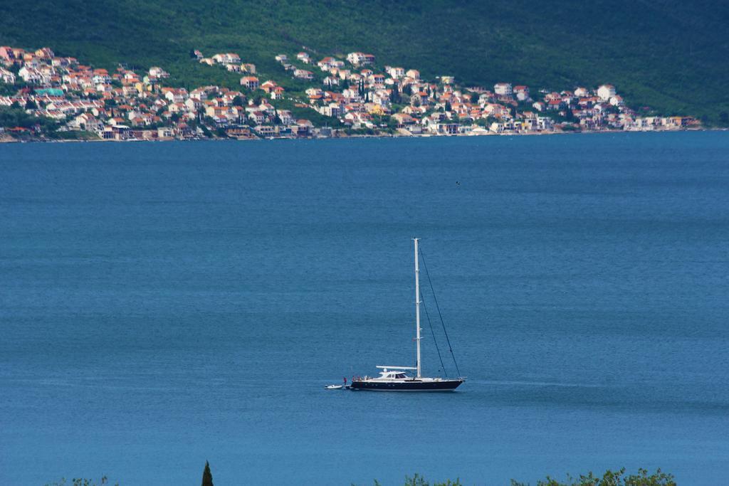 Apartments Siesta Tivat Zewnętrze zdjęcie