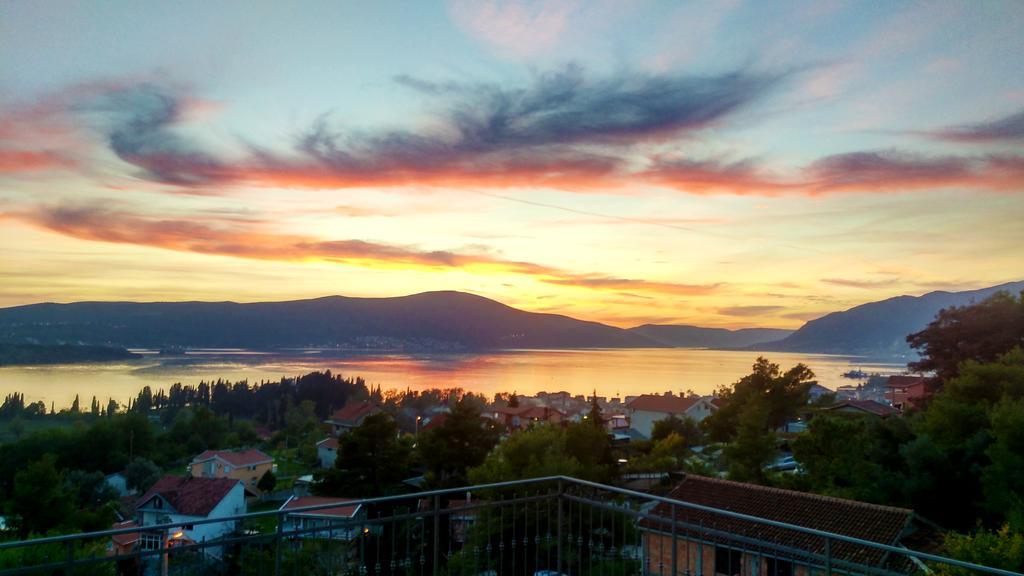 Apartments Siesta Tivat Zewnętrze zdjęcie